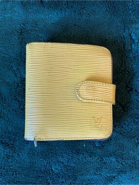 Vintage Louis Vuitton Yellow Epi Leather
Compact Wallet - Purple Interior
